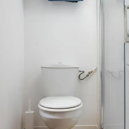 The Charming Little Duguesclin 2 People Place Guichard 아파트